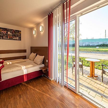 Pension Zum Bergmann Bohlen (Saxony) Quarto foto