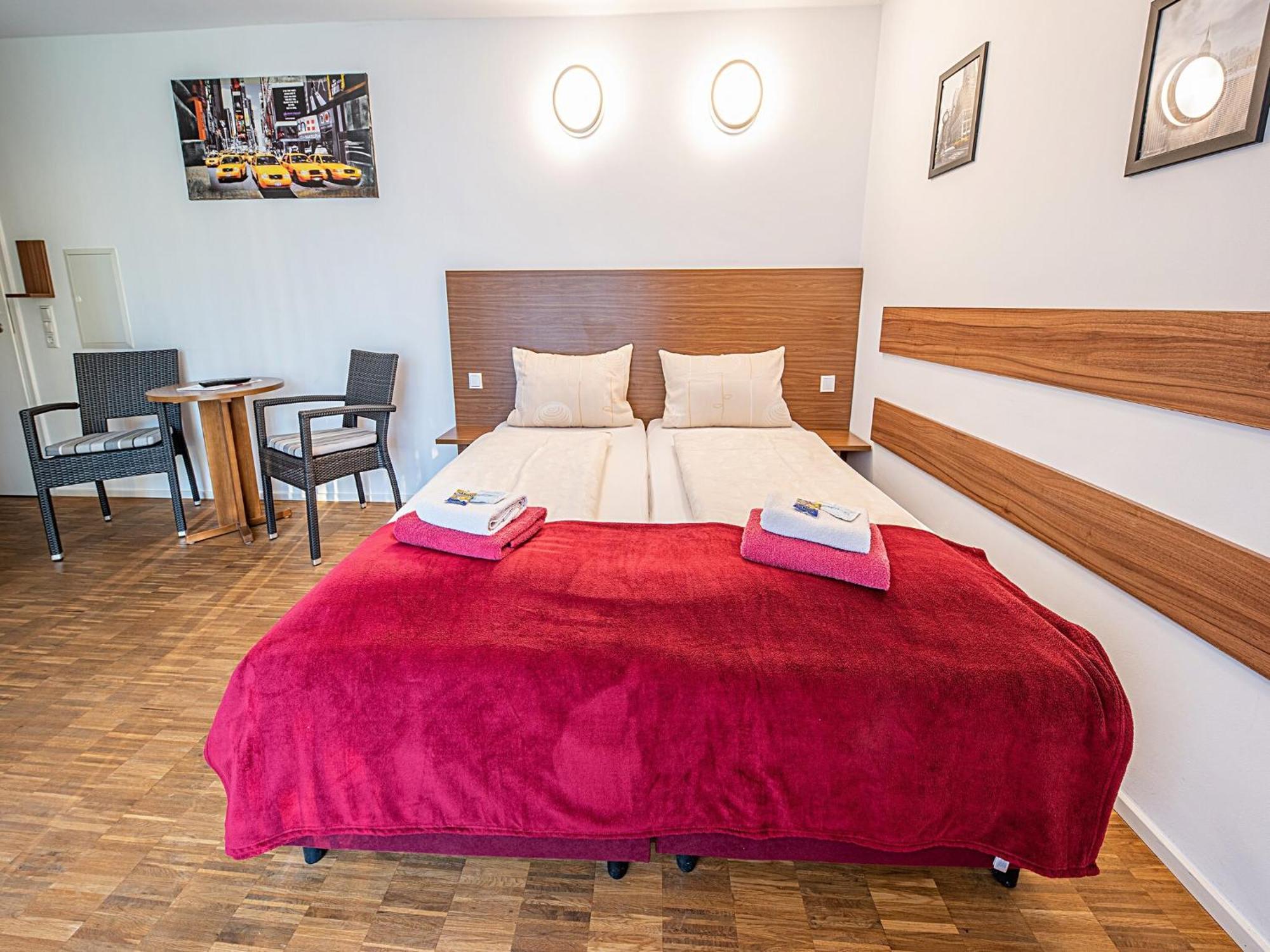 Pension Zum Bergmann Bohlen (Saxony) Quarto foto